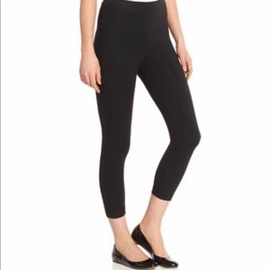 Lysse Women's Wide Waistband Capri Leggings